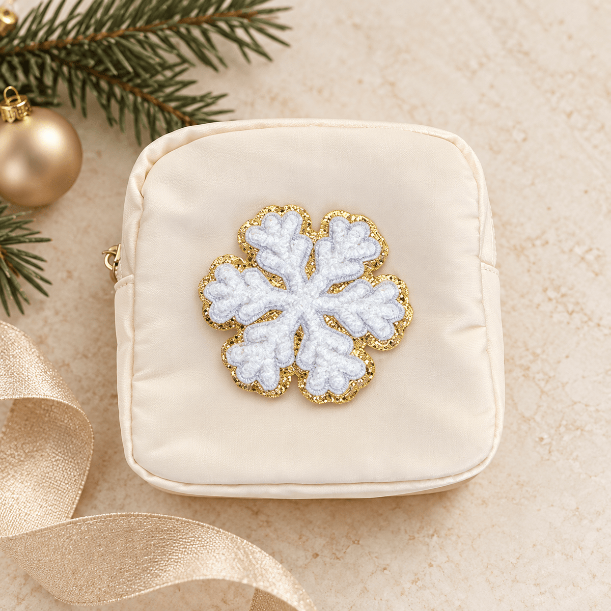 Small Christmas Pouch - Ready Set Travel