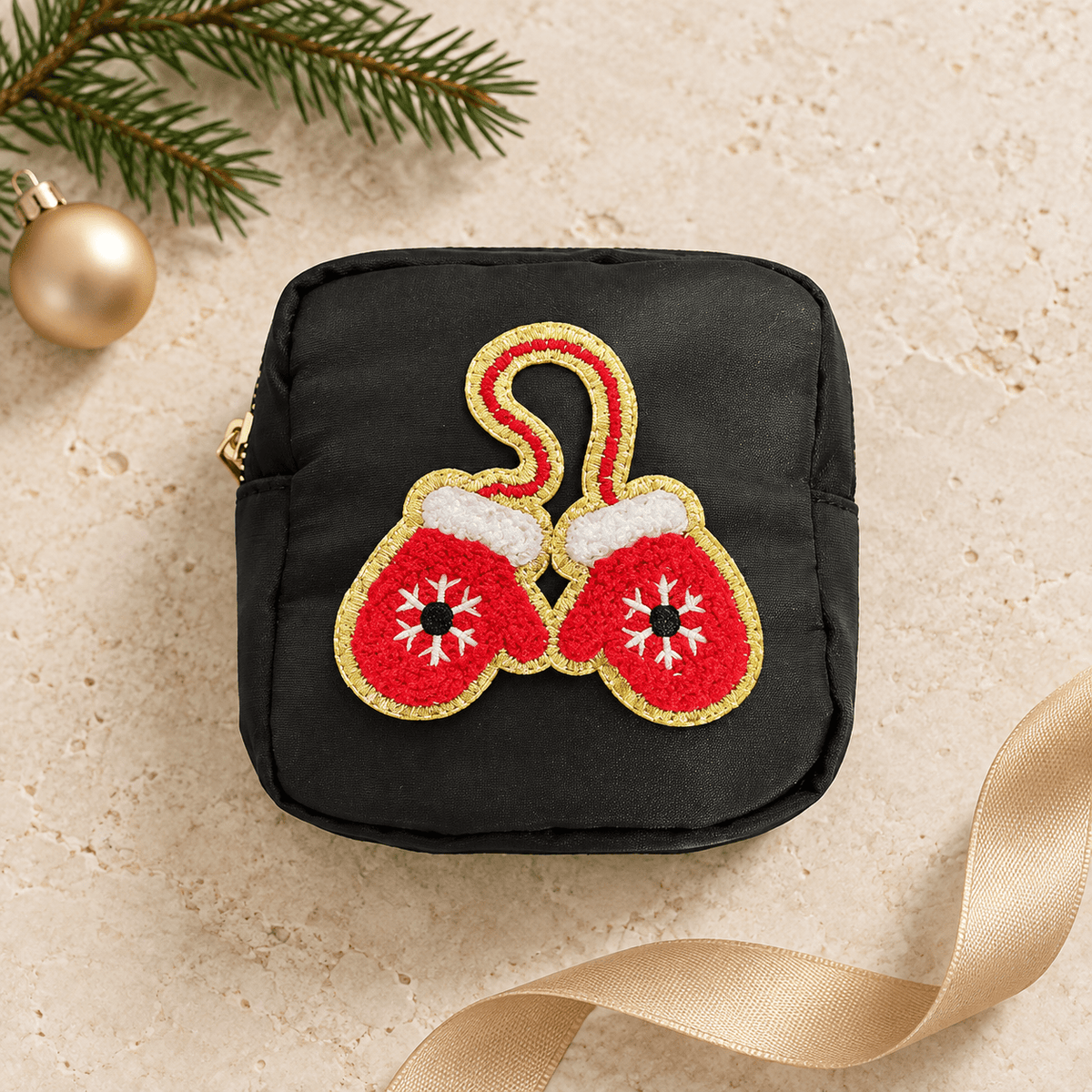 Small Christmas Pouch - Ready Set Travel